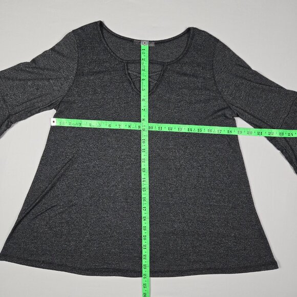 GYFT Gray Bell Sleeve Tunic Top L Criss Cross Neck Boho Chic Casual Soft Classic - Picture 8 of 10